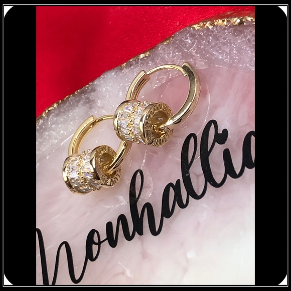 NEW GOLD SIMULATED BAGUETTE DIAMOND "BELOVED" LUCKY WHEEL HOOP EARRINGS - Picture 4 of 6